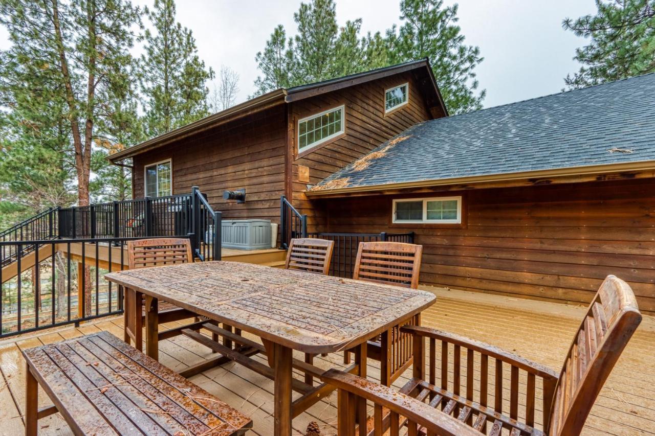 Camp Polk Lodge Систърс Екстериор снимка